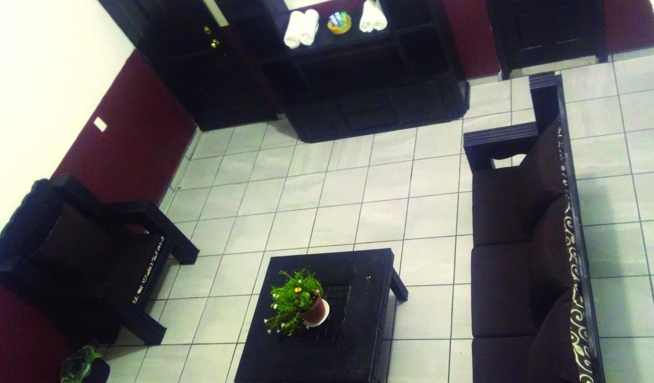 Hotel Falcon تاماسكوبو المظهر الخارجي الصورة